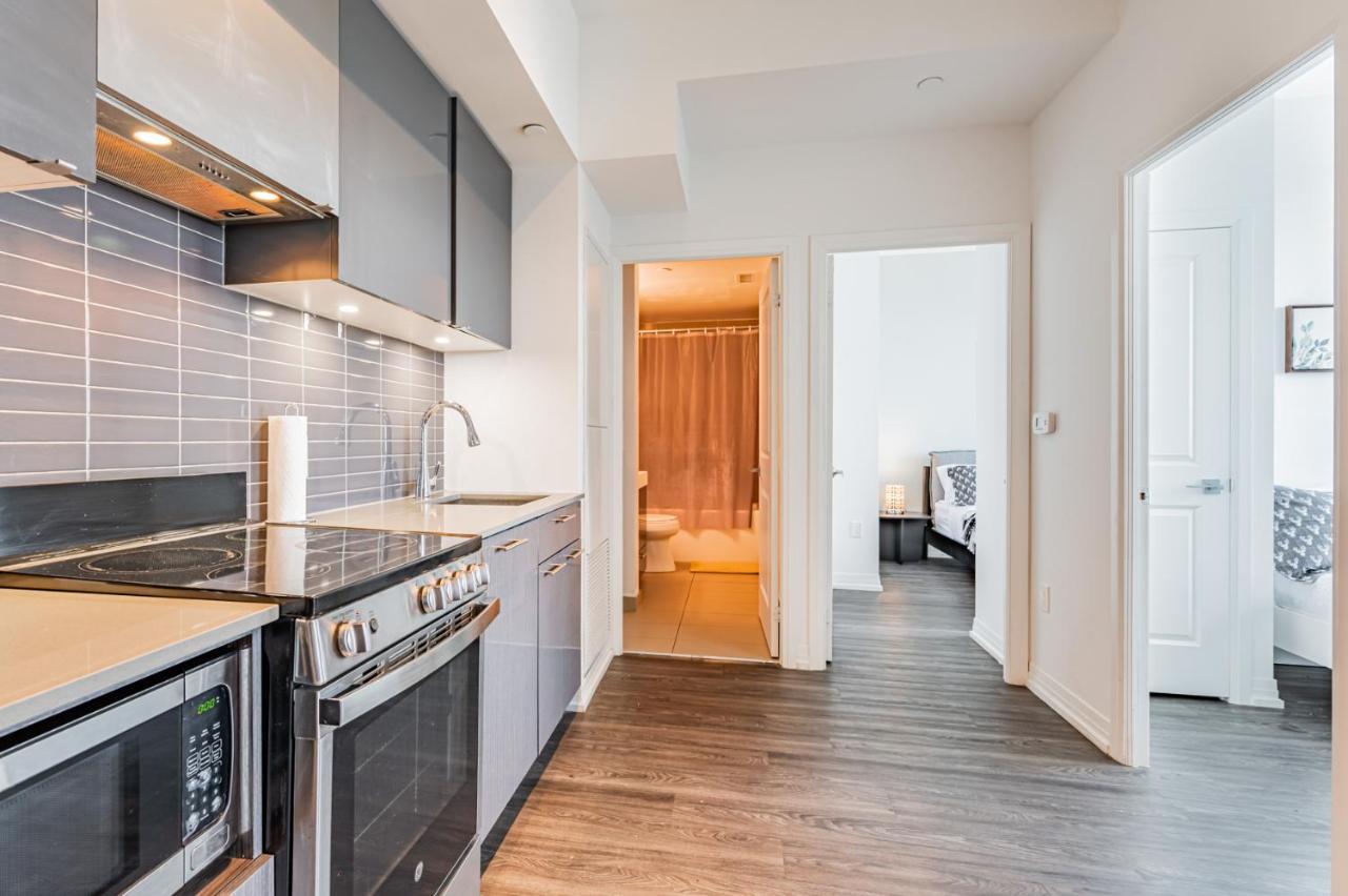 Luxury 2 Bedroom Condo High Floor Close To Eaton Center Toronto Eksteriør bilde